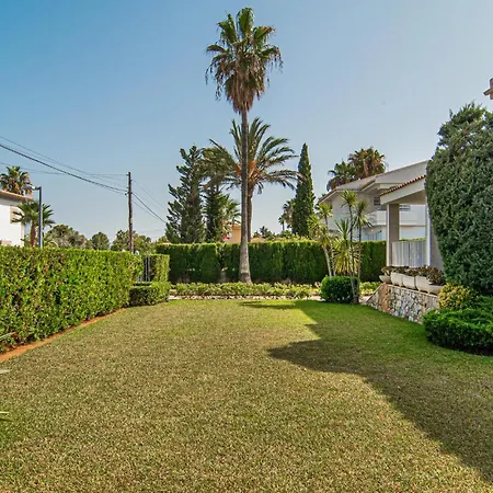 4 Bedroom Beautiful In *