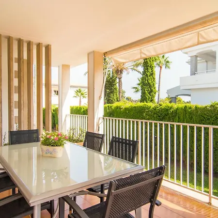 4 Bedroom Beautiful In *